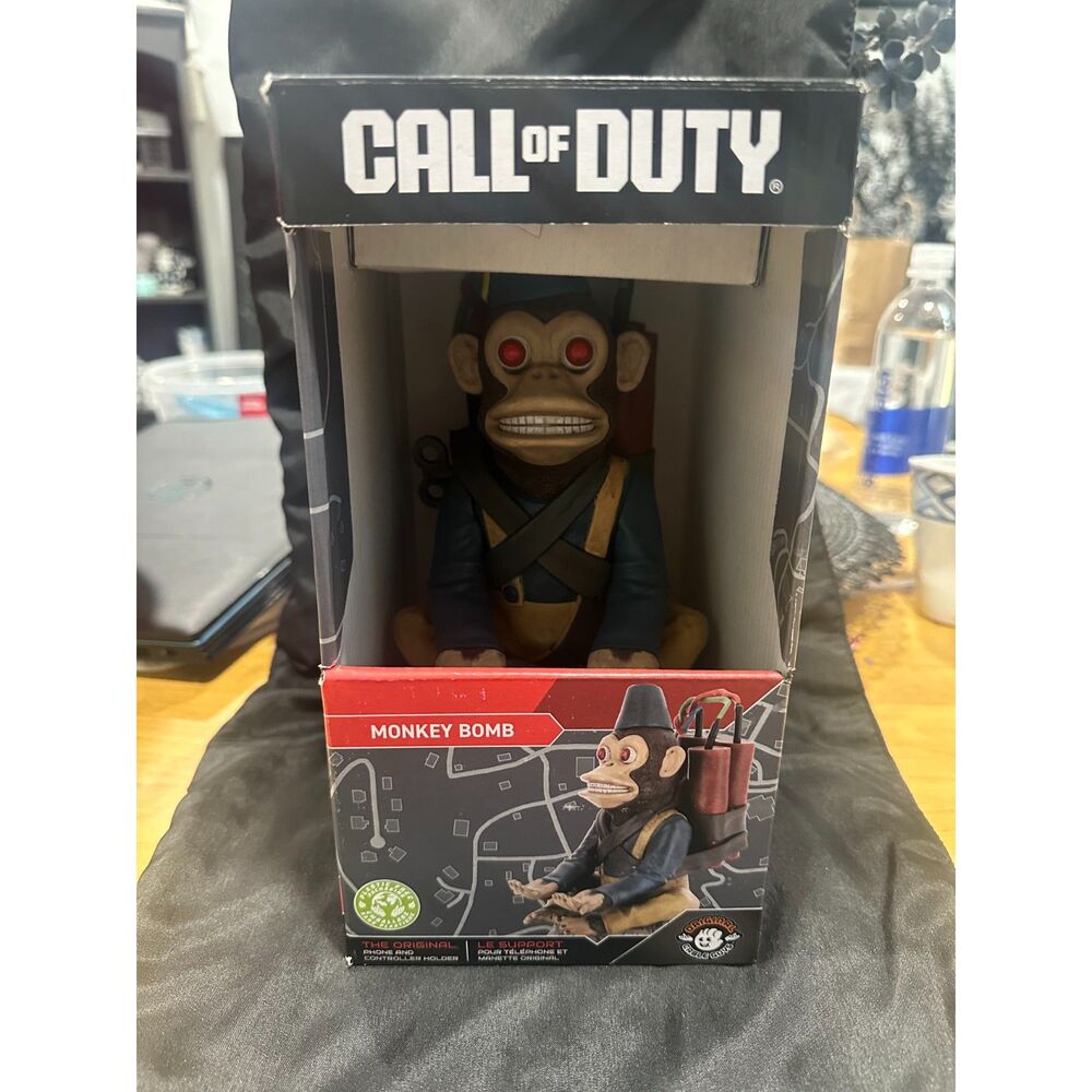 Call of Duty Monkey Bomb Phone + Controller Holder
